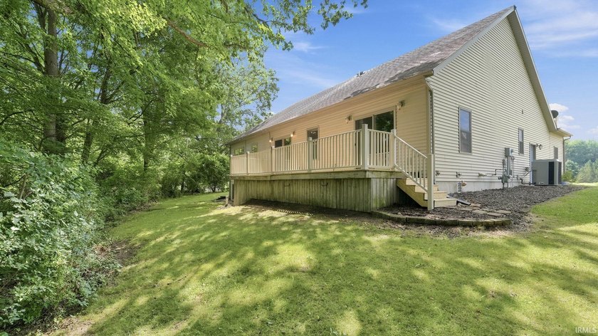 New Listing in Culver, Indiana! This beautifully updated - photo 38