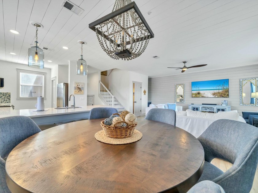 This TOTALLY renovated unit is a must see for anyone looking for - photo 10