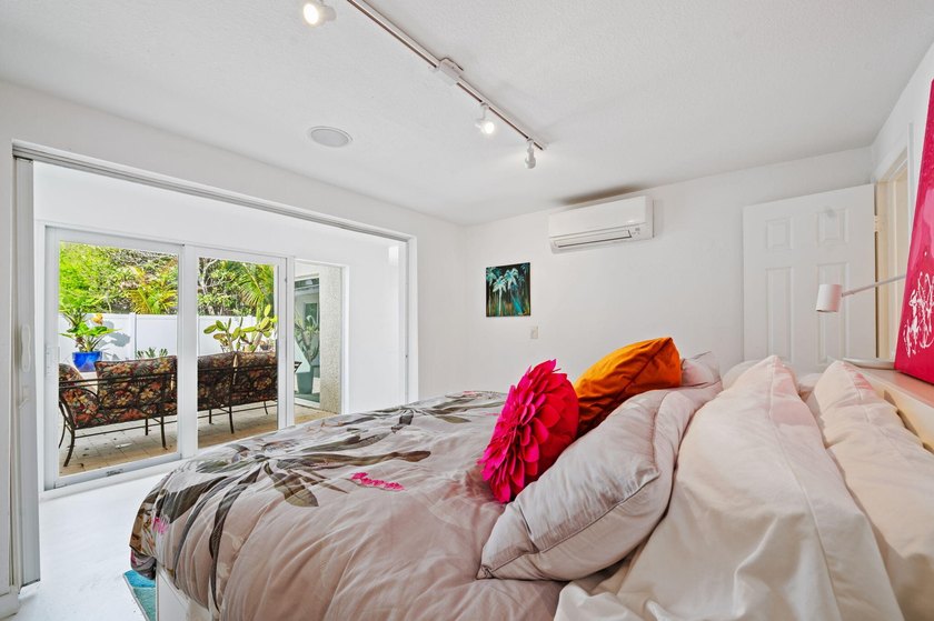 This tranquil waterfront oasis is for the those that desire a - photo 22