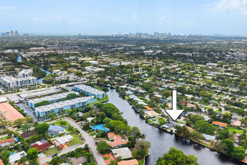 This tranquil waterfront oasis is for the those that desire a - photo 38