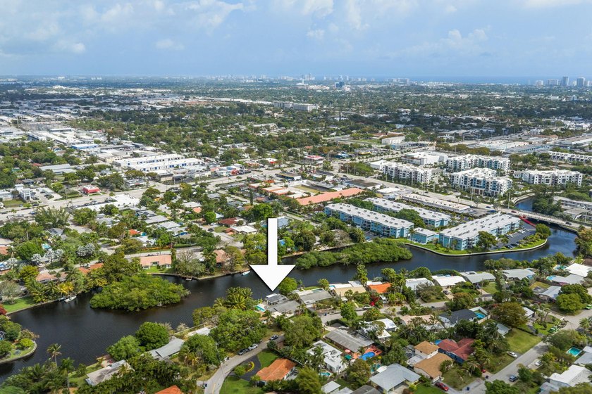 This tranquil waterfront oasis is for the those that desire a - photo 39