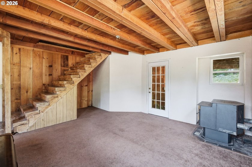 So much potential in this lovely riverfront property located - photo 12
