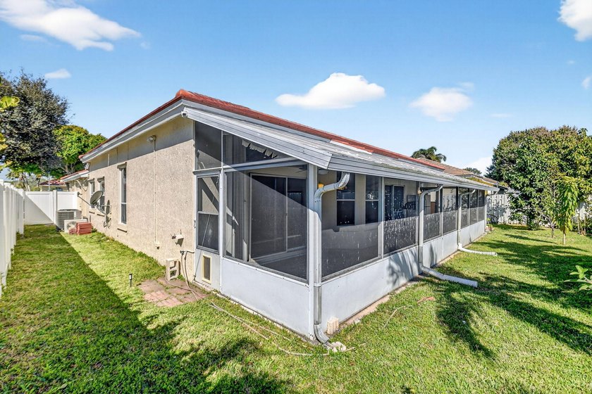A BRAND NEW ROOF!!! Welcome to one of the best opportunities in - photo 43