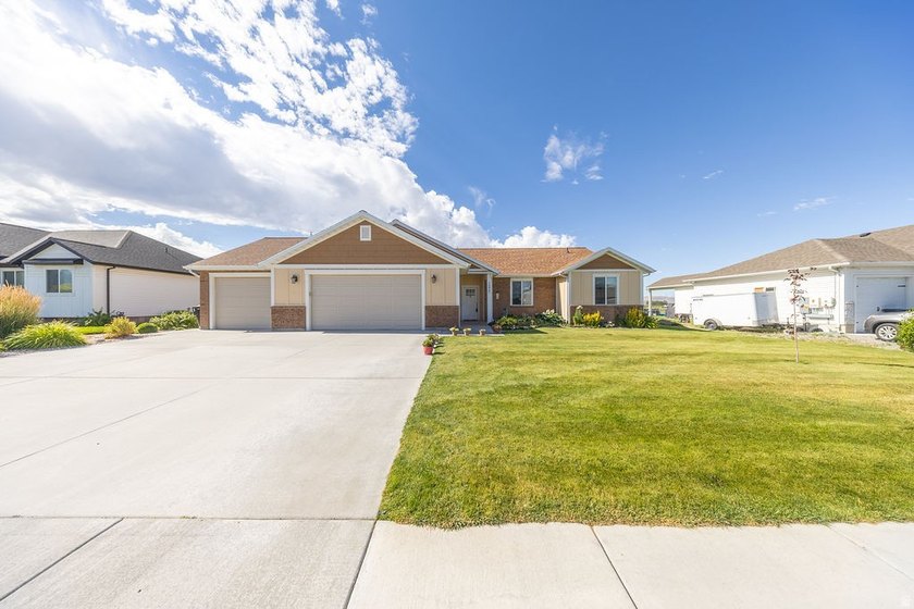 DID YOU MISS THE OPEN HOUSE? JUST CALL OR TEXT FOR YOUR OWN - photo 3