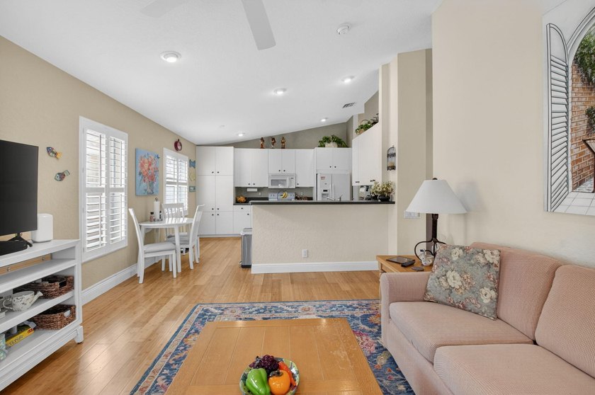 Beautiful 3BR/2BA Home in The Cascades of Boynton Beach Light - photo 12