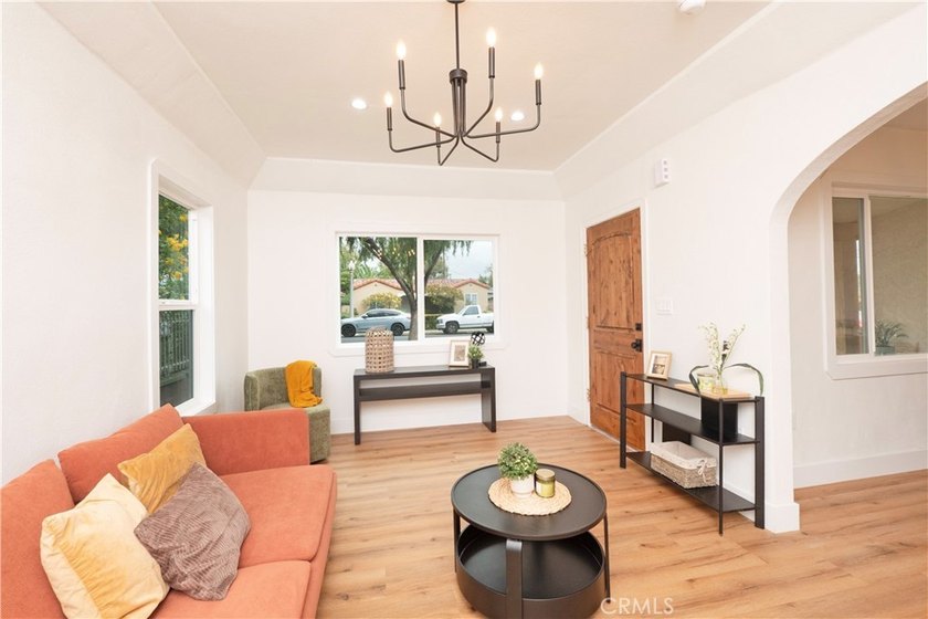 Pacific Park Location! This stunning home OFFERS: the perfect - photo 15