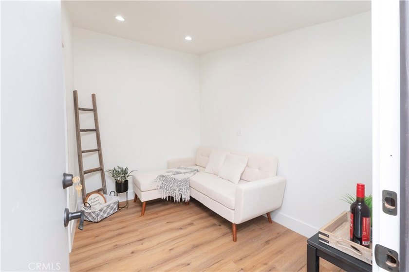 Pacific Park Location! This stunning home OFFERS: the perfect - photo 32