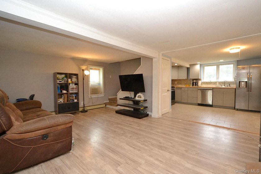 Welcome to 111 Fuller Ave in Islip! This charming, five-bedroom - photo 6