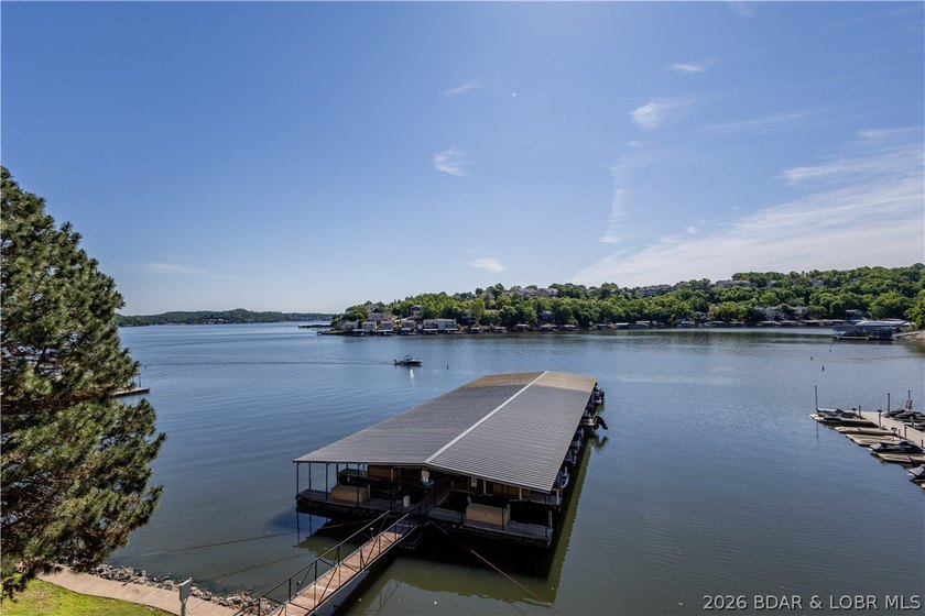 Your Family Lake House Awaits at the 3MM! Discover the perfect - photo 22