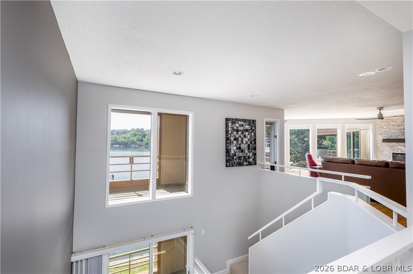 Your Family Lake House Awaits at the 3MM! Discover the perfect - photo 24