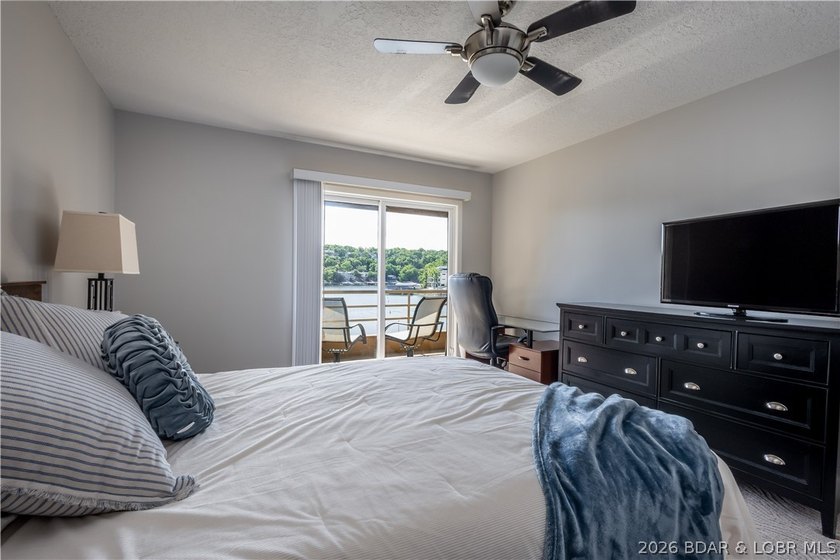 Your Family Lake House Awaits at the 3MM! Discover the perfect - photo 27
