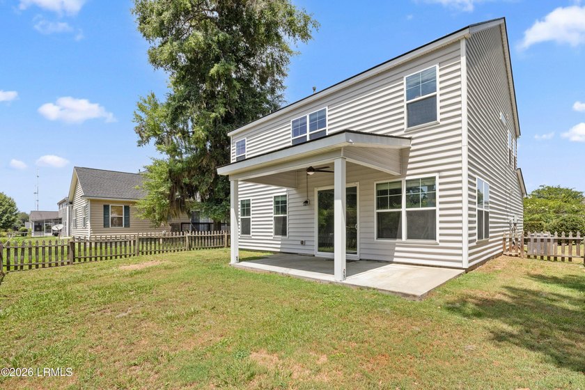 Welcome home to this beautiful 4-bedroom, 2.5-bath home in the - photo 36