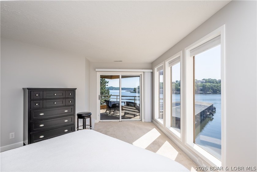 Your Family Lake House Awaits at the 3MM! Discover the perfect - photo 38