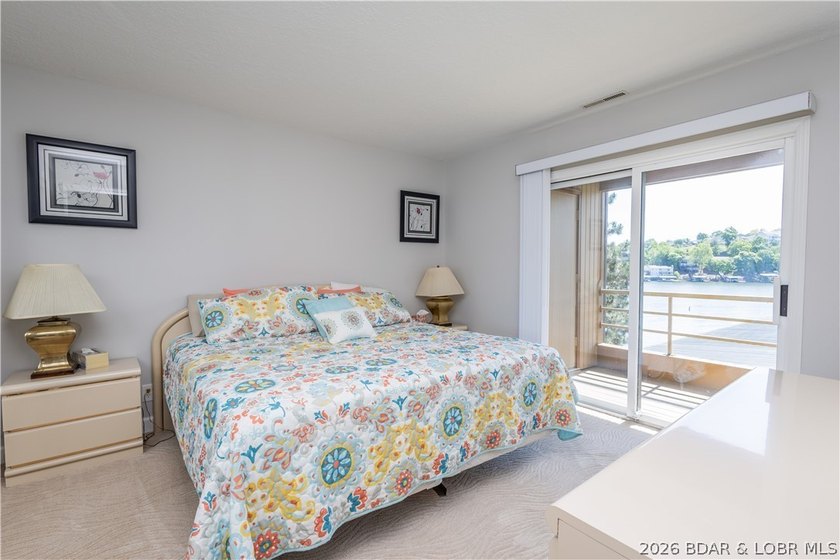 Your Family Lake House Awaits at the 3MM! Discover the perfect - photo 39