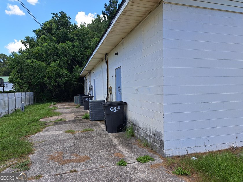 Great business income opportunity in St Mary's GA. 4440 Sq ft - photo 9