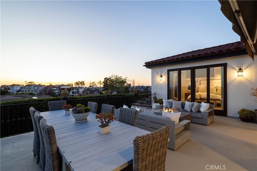 Perched in the coveted enclave of Corona Highlands, 420 De Sola - photo 38