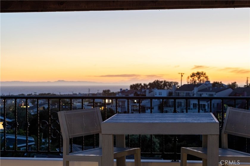 Perched in the coveted enclave of Corona Highlands, 420 De Sola - photo 44