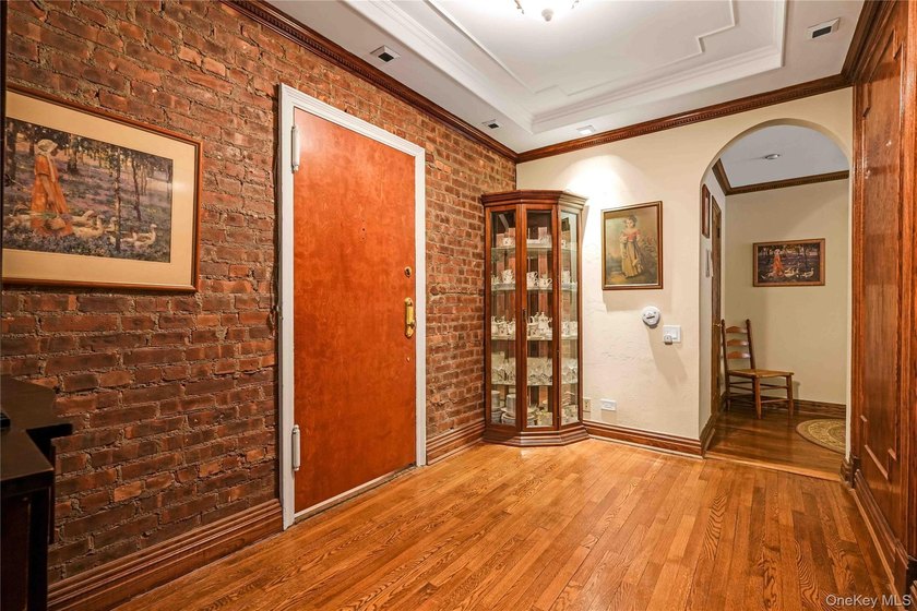Welcome to this beautifully maintained, oversized two-bedroom, 1 - photo 11