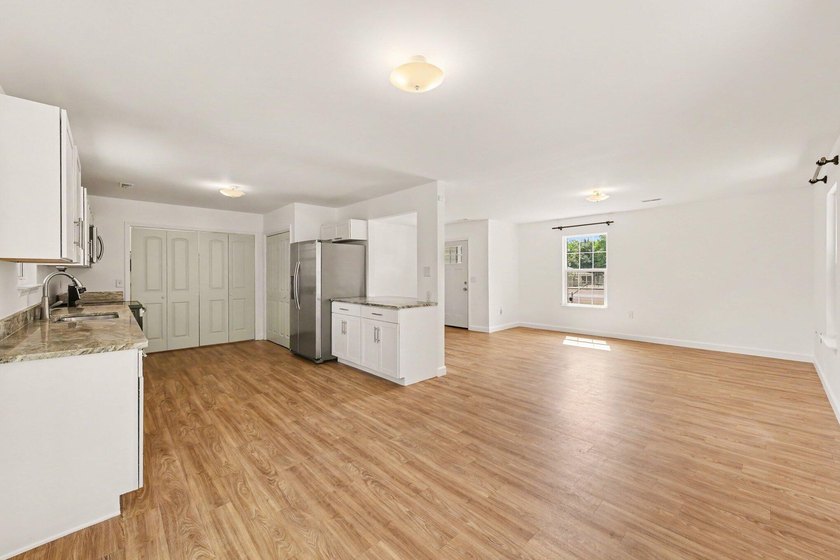Welcome to this beautiful home in the heart of West Ashley - photo 12