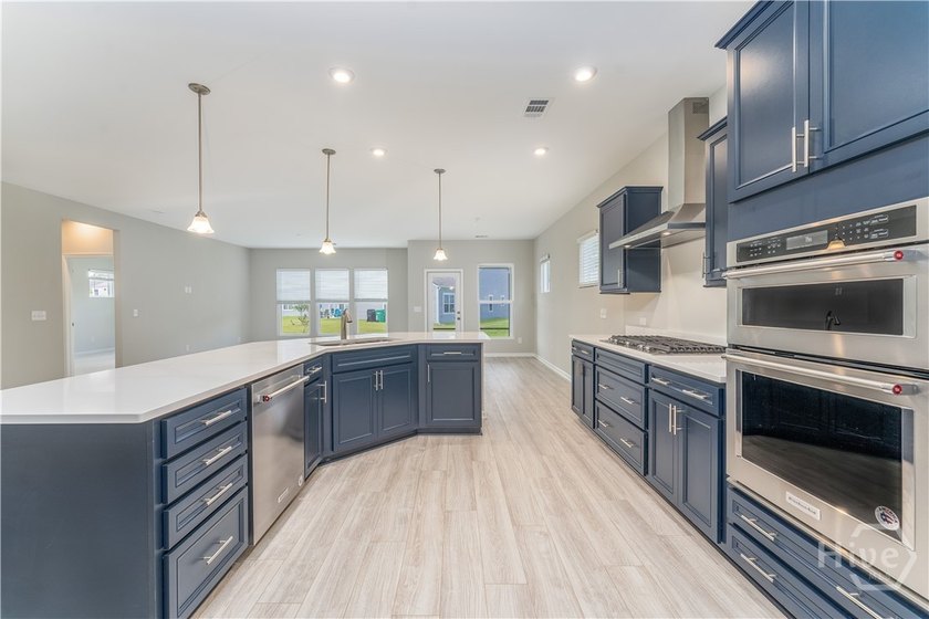 Get ready for a stunning new Stonebrook! This modern beauty - photo 12