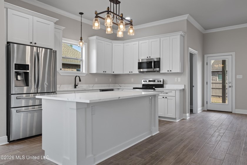 Discover the perfect blend of peace-of-mind living and prime - photo 14