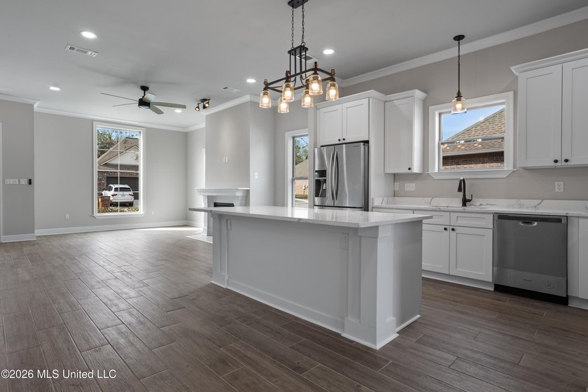 Discover the perfect blend of peace-of-mind living and prime - photo 16