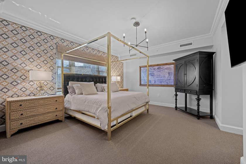 Exceptional two-bedroom, two full and one-half bath luxury - photo 19