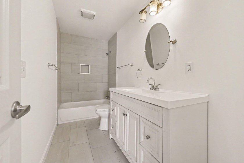 Welcome to this beautiful home in the heart of West Ashley - photo 30
