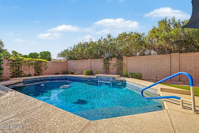 Welcome to this beautifully maintained, original-owner residence - photo 35