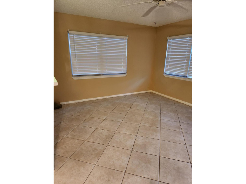 This spacious rentable immediately 1st-floor corner unit is now - photo 15