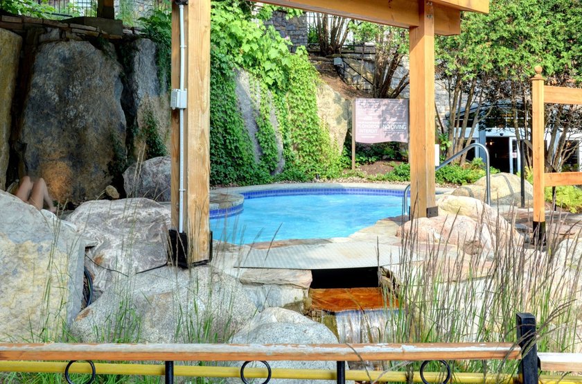 Rare on the market: two-bedroom unit located on the 2nd floor - photo 7