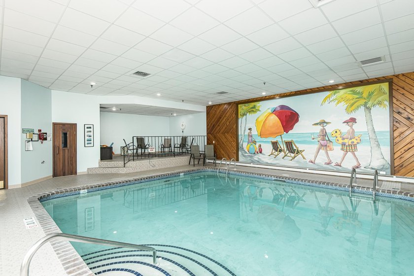 Enjoy a comfortable, convenient lifestyle in this light-filled - photo 18