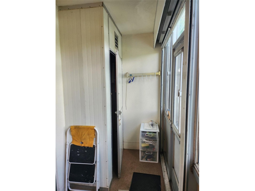 This spacious rentable immediately 1st-floor corner unit is now - photo 23