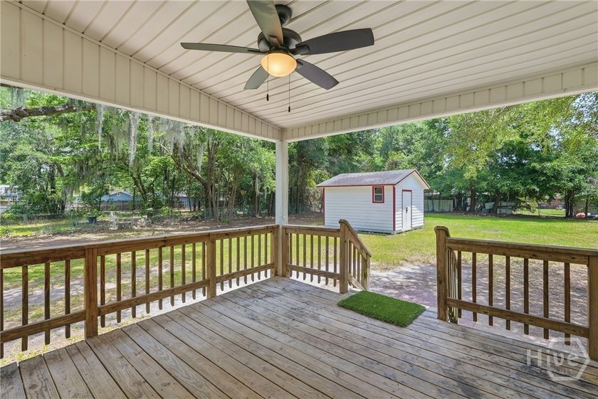Located just minutes from Thunderbolt, this beautifully updated - photo 24