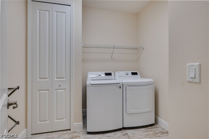 This attached villa in Windsong is move-in ready for you to - photo 28