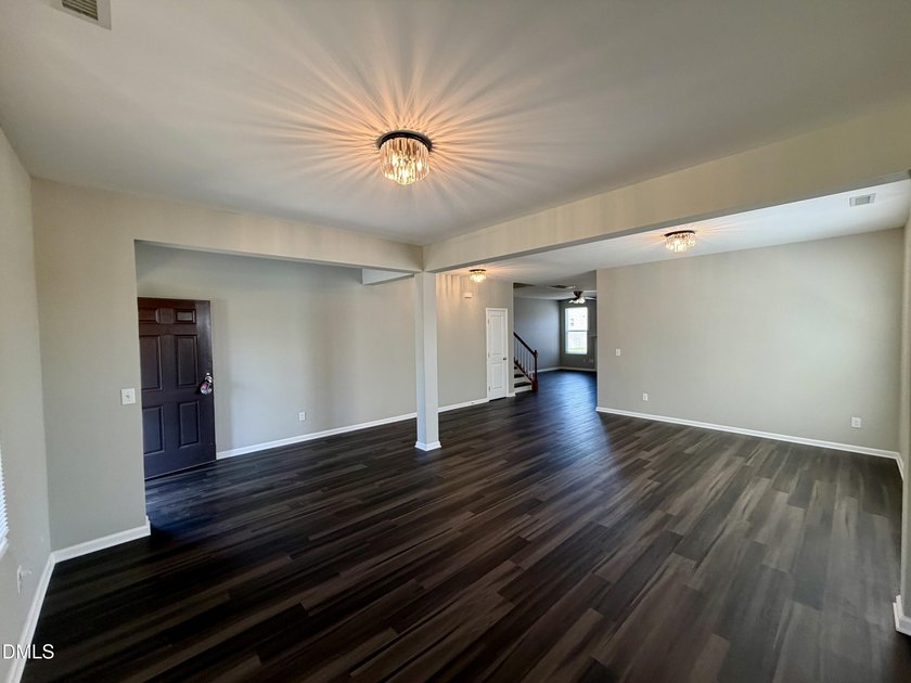 Magnificent 5 Bedroom, 3 Bath 2-story home in DURHAM!! You will - photo 3