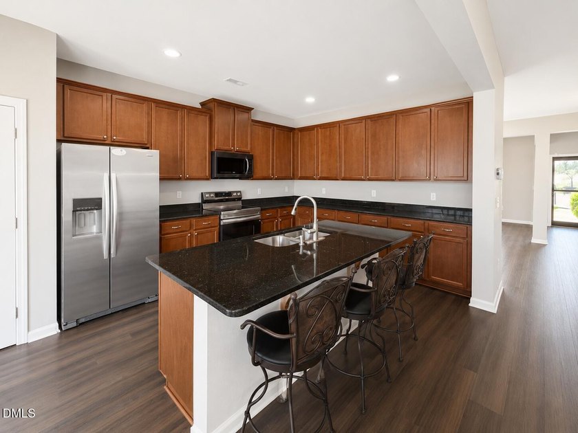 Magnificent 5 Bedroom, 3 Bath 2-story home in DURHAM!! You will - photo 9