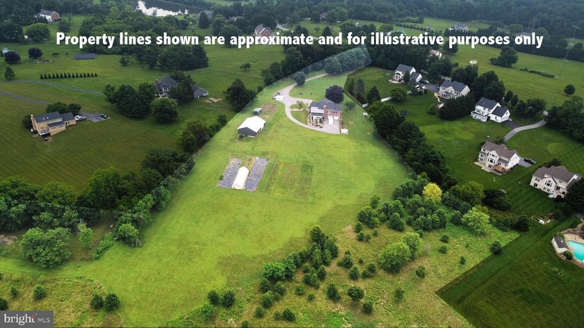 Escape to Your Own Private Sanctuary in Western Howard County! - photo 4