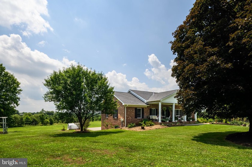 Escape to Your Own Private Sanctuary in Western Howard County! - photo 8