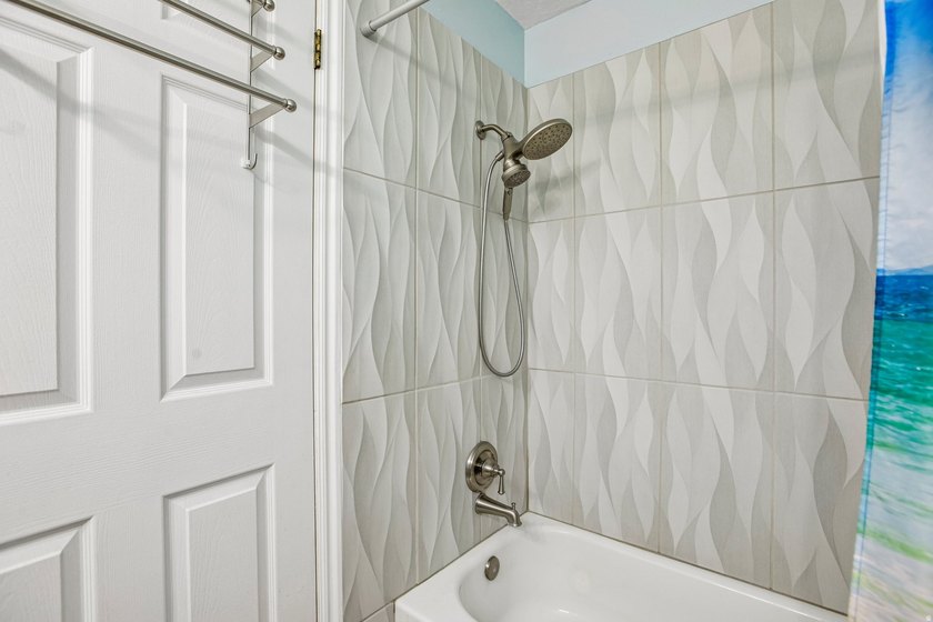 Move in ready Condo! Close to Utah Valley Hospital, BYU and - photo 10