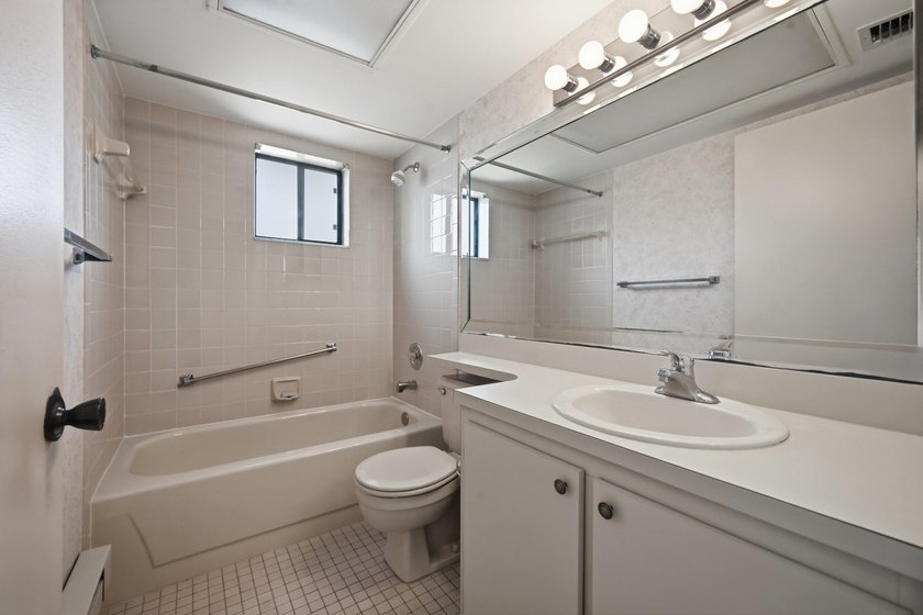 Spacious 2-bedroom, 2-bath corner unit located on the second - photo 16