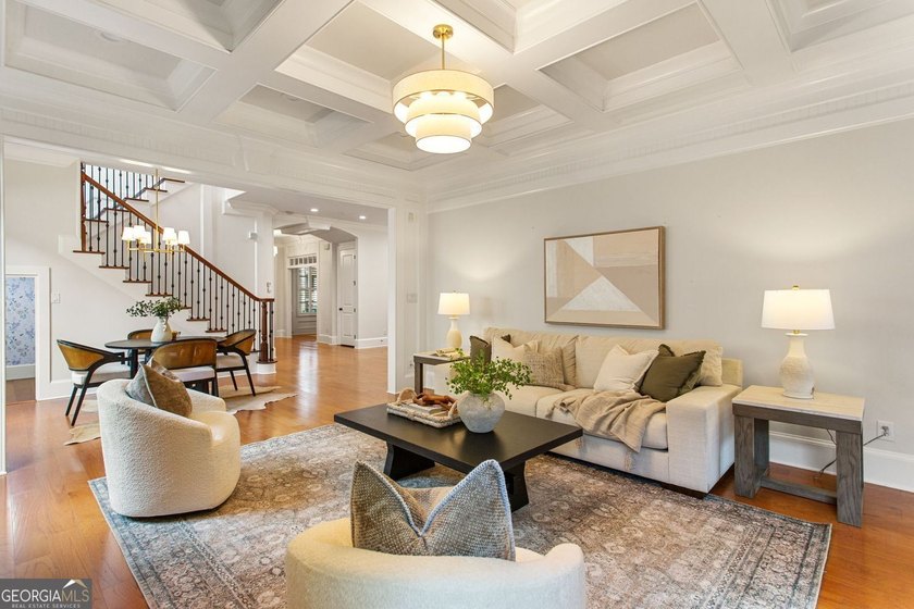 Welcome to 608 Concord Lake Ln SE, where timeless style - photo 26