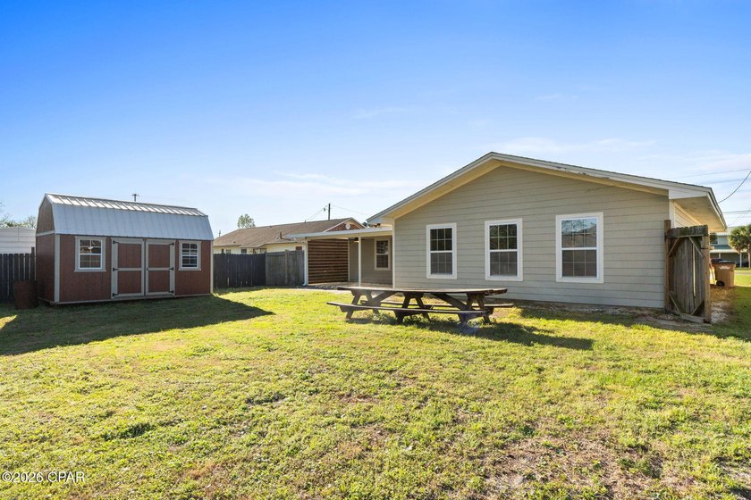 This wonderful four bedroom home is a great deal to any home - photo 31