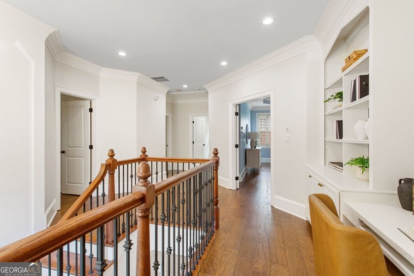 Welcome to 608 Concord Lake Ln SE, where timeless style - photo 32