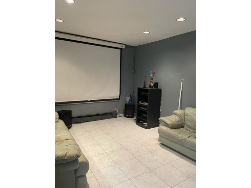 Lovely Solid Brick 3 Family home in the heart of Bensonhurst - photo 7
