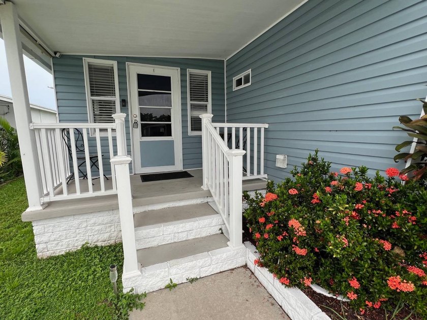 NEW LOWER PRICE! Location, location, location! Four Seasons - photo 7