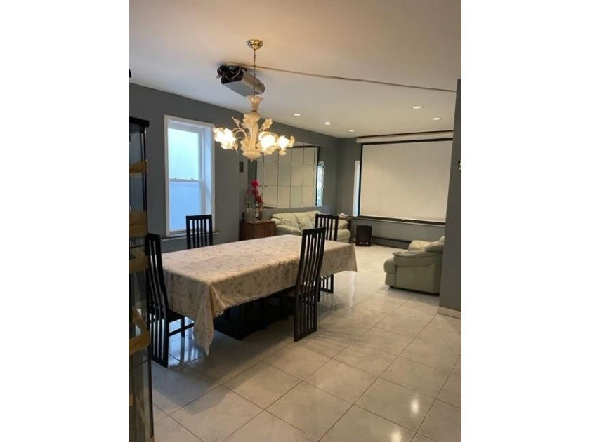 Lovely Solid Brick 3 Family home in the heart of Bensonhurst - photo 8