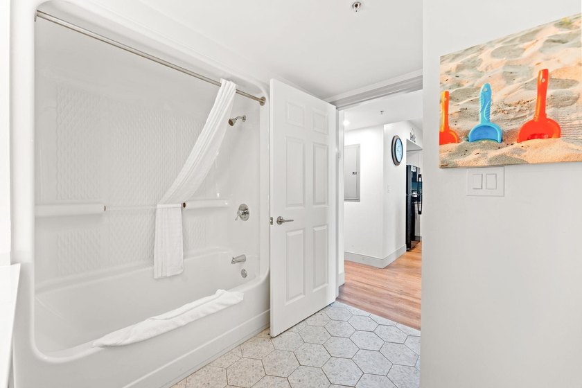 Welcome to this 2BR-2BA Oceanfront condo at the highly desirable - photo 18