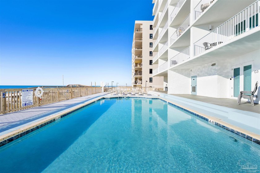 Enjoy breathtaking views from this gulf front 1-bedroom condo - photo 18