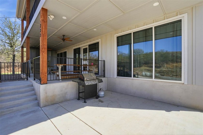 Spacious Modern Retreat in Charming Medicine Park - Proven - photo 5